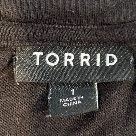Torrid Bundle for sale! 2 pairs of jeans, 8 black T-shirt’s included. - Picture 6 of 8